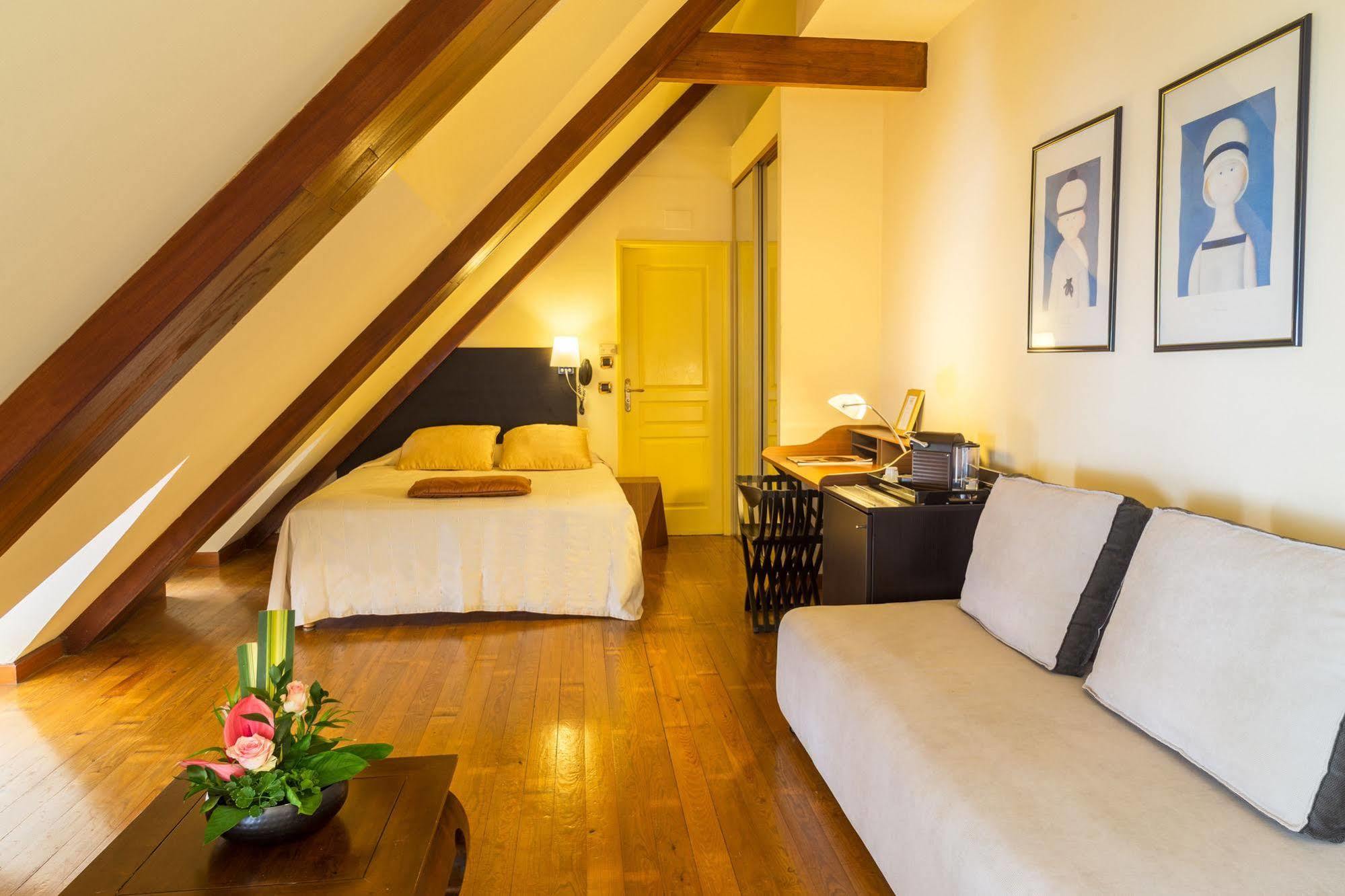 Le Juliette Dodu- Le Charme D'Un Monument Historique Hotell Saint-Denis Exteriör bild