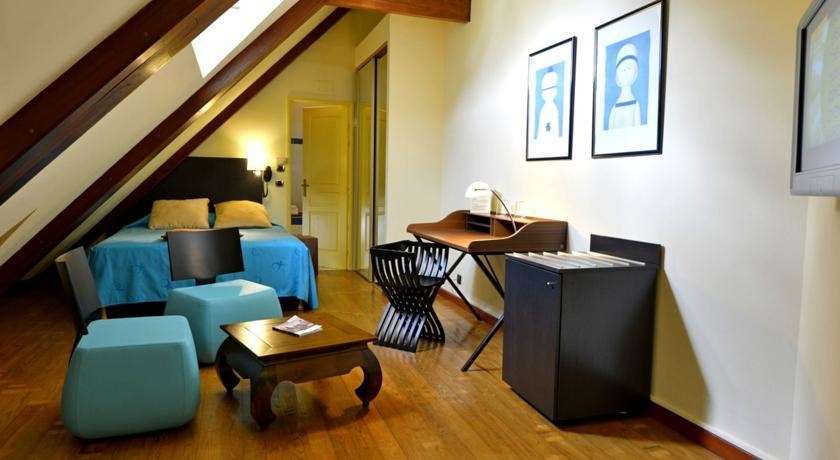 Le Juliette Dodu- Le Charme D'Un Monument Historique Hotell Saint-Denis Rum bild